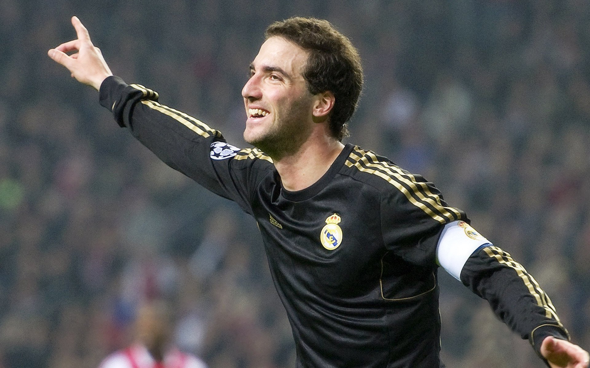 FaZe Clan参与LOL公益联动活动，faze战队